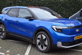 Tisícovka lidí bez práce. Elektromobily netáhnou, Ford přejde v kolínském závodě na jednosměnný provoz